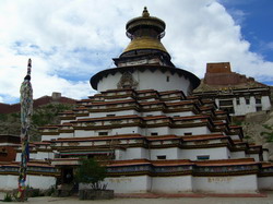 Pelkor Chode Monastery & the Kumbum Stupa